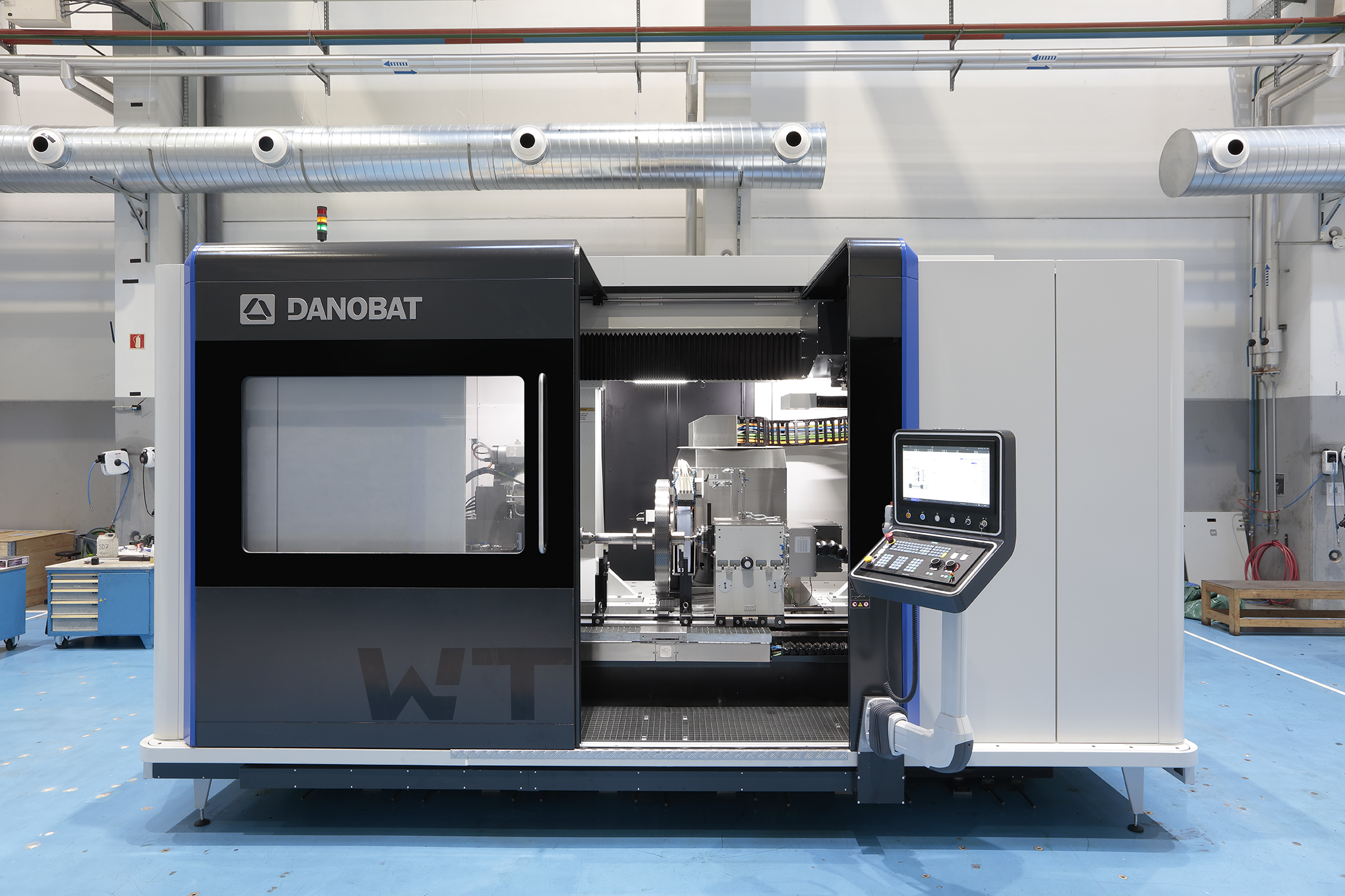 Columbia Gear expands grinding capabilities with Danobat WT-72