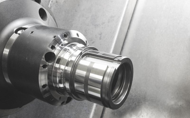 Steering nut