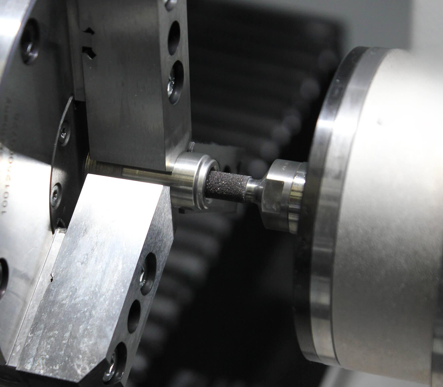 Internal and external grinding machine — ID/IED | Overbeck